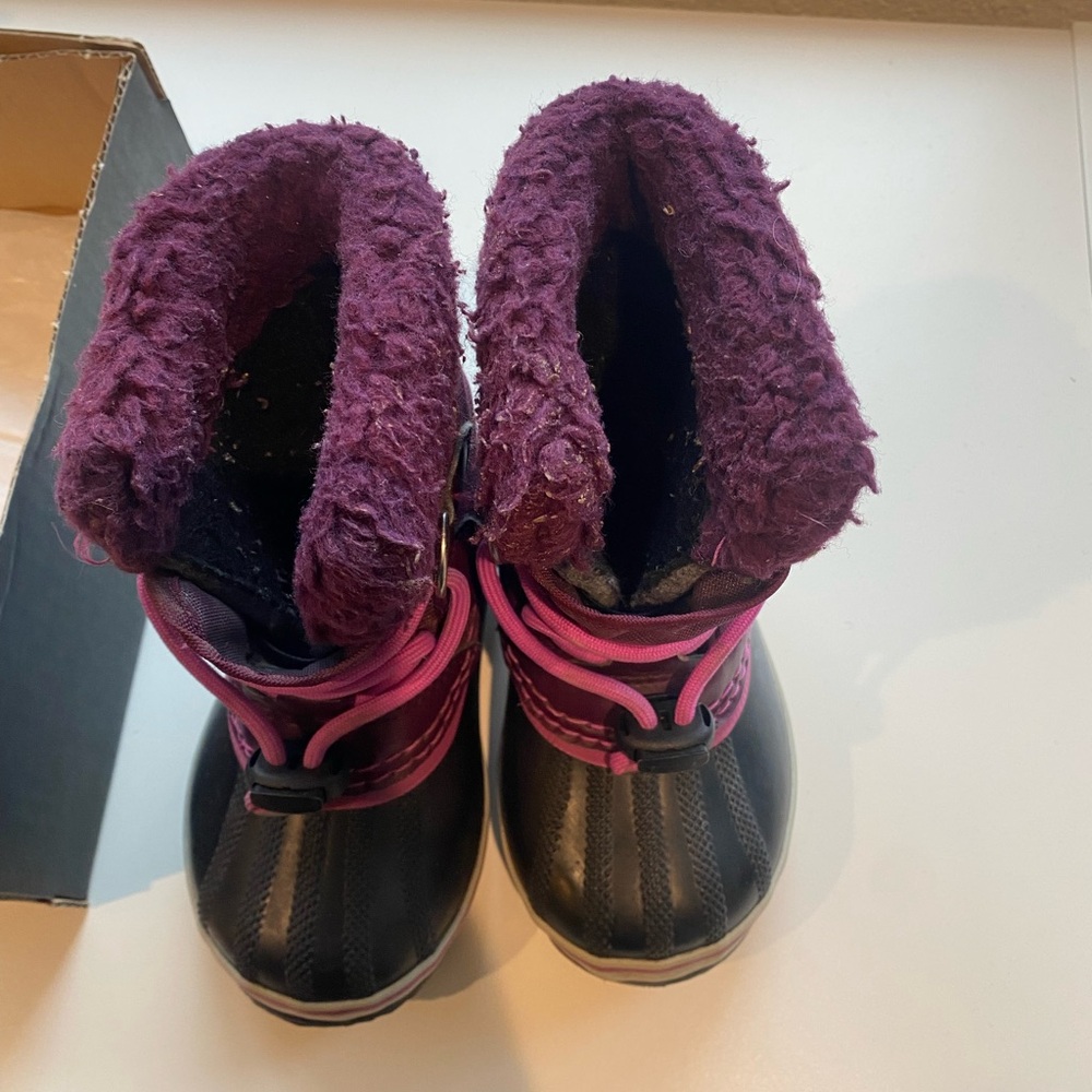 Sorel | Kids Rain & Snow Boots - Purple and Black - Picture 5 of 7